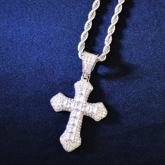 Iced Out Gold & Silver Color Cross Pendant For Men with Rope Chain - Picture 7 of 9